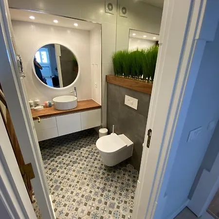 With Extraordinary View Of Atlantic Villa *