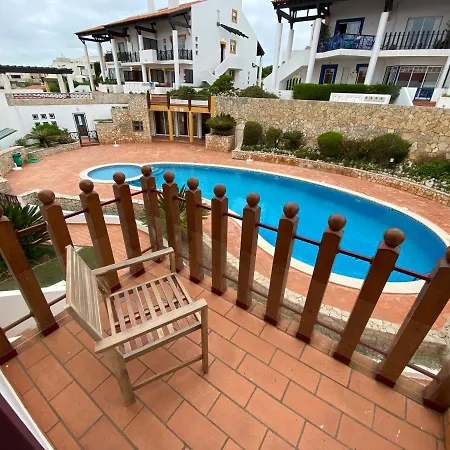 With Extraordinary View Of Atlantic Villa São Martinho do Porto