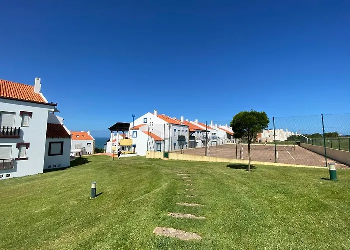 With Extraordinary View Of Atlantic São Martinho do Porto
