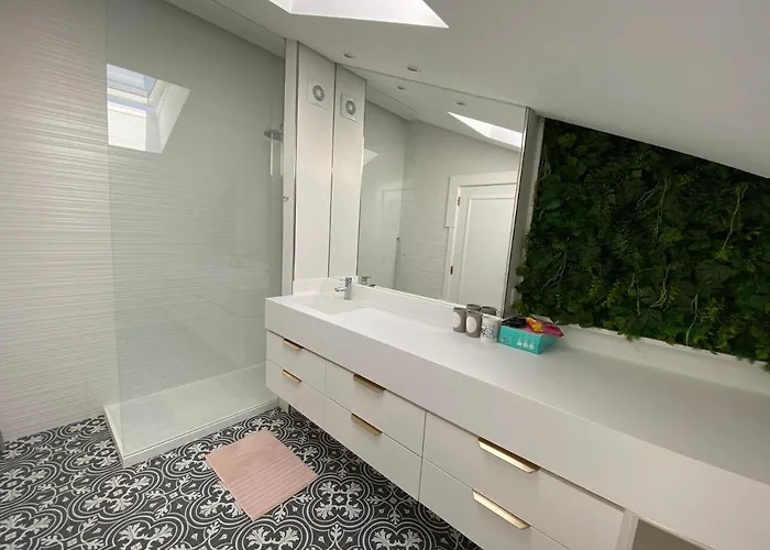 With Extraordinary View Of Atlantic Villa São Martinho do Porto